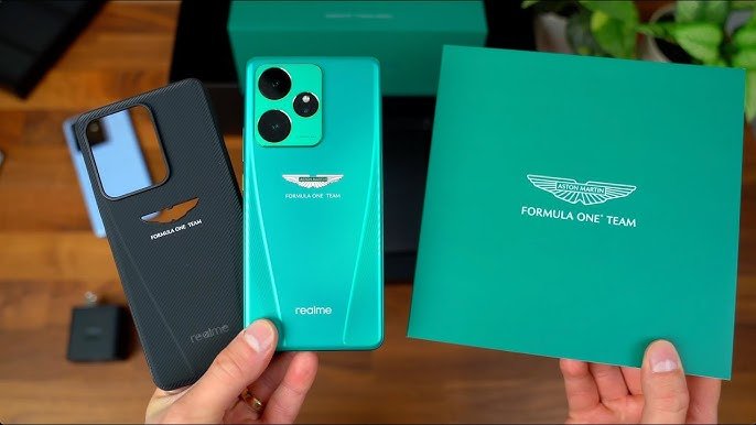 Realme GT 7 Aston Martin 