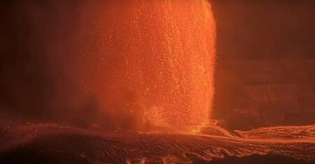 Erupção do vulcão Kilauea lança lava no Parque Nacional dos Vulcões do Havaí